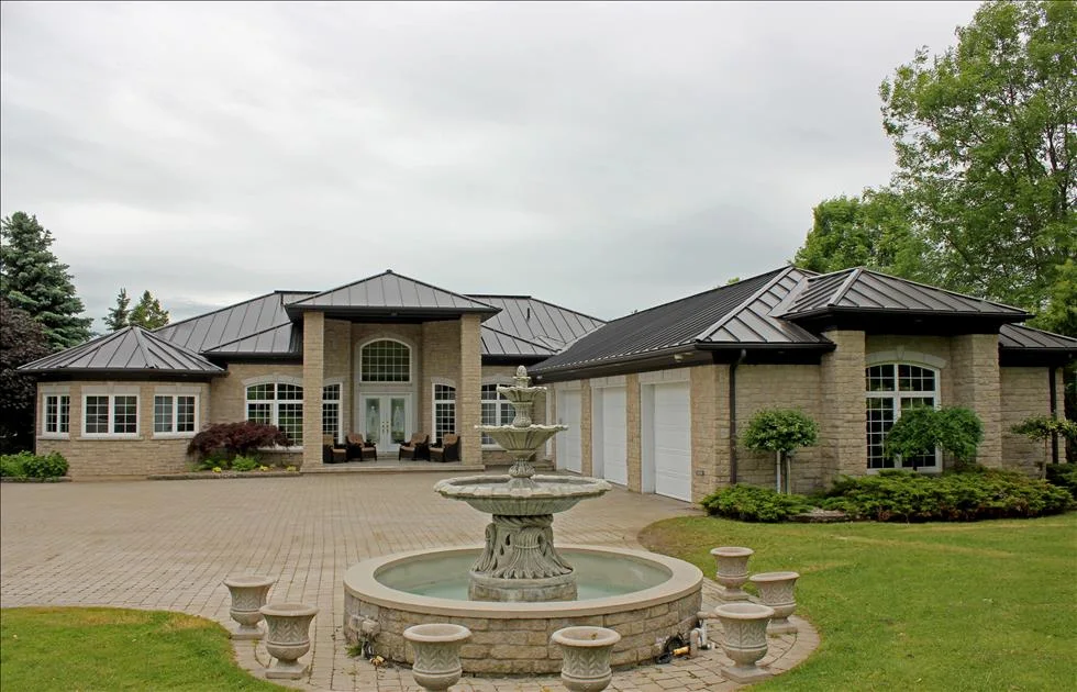 Ideal Heritage Junior standing seam metal roof on a residential home